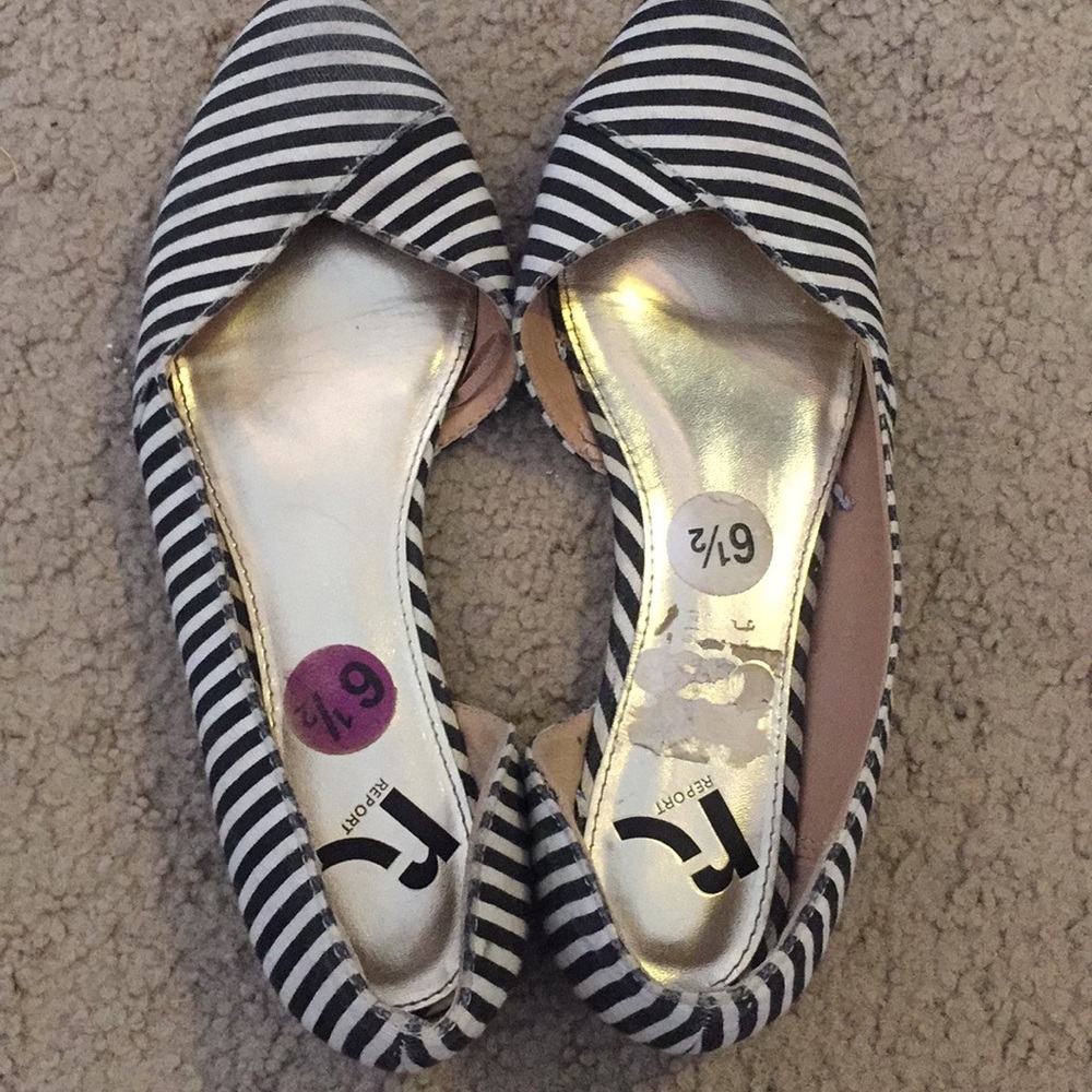 Black & white flats